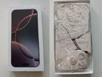 Школьница из Красноярска год пыталась выиграть iPhone в игровом автомате.webp