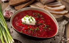 Борщ помогает от запоров и анемии.webp