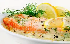 Форель под лимонным соусом с картофелем.webp