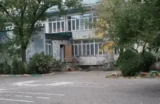 Двухлетней девочке оторвало палец в детском саду в Махачкале.webp