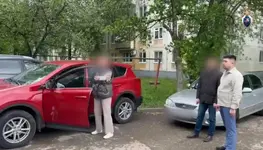 Иностранец в парике пытался убить бывшую жену в Уфе.webp